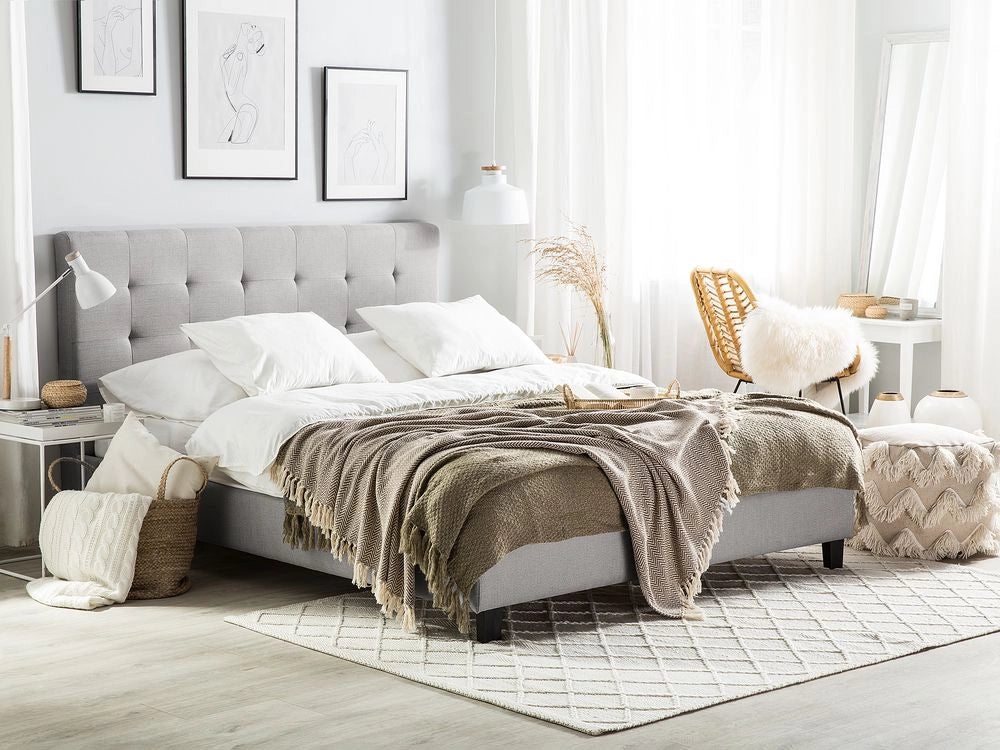 Letto ad acqua in poliestere grigio chiaro 160 x 200 cm testiera imbottita camera da letto stile moderno
