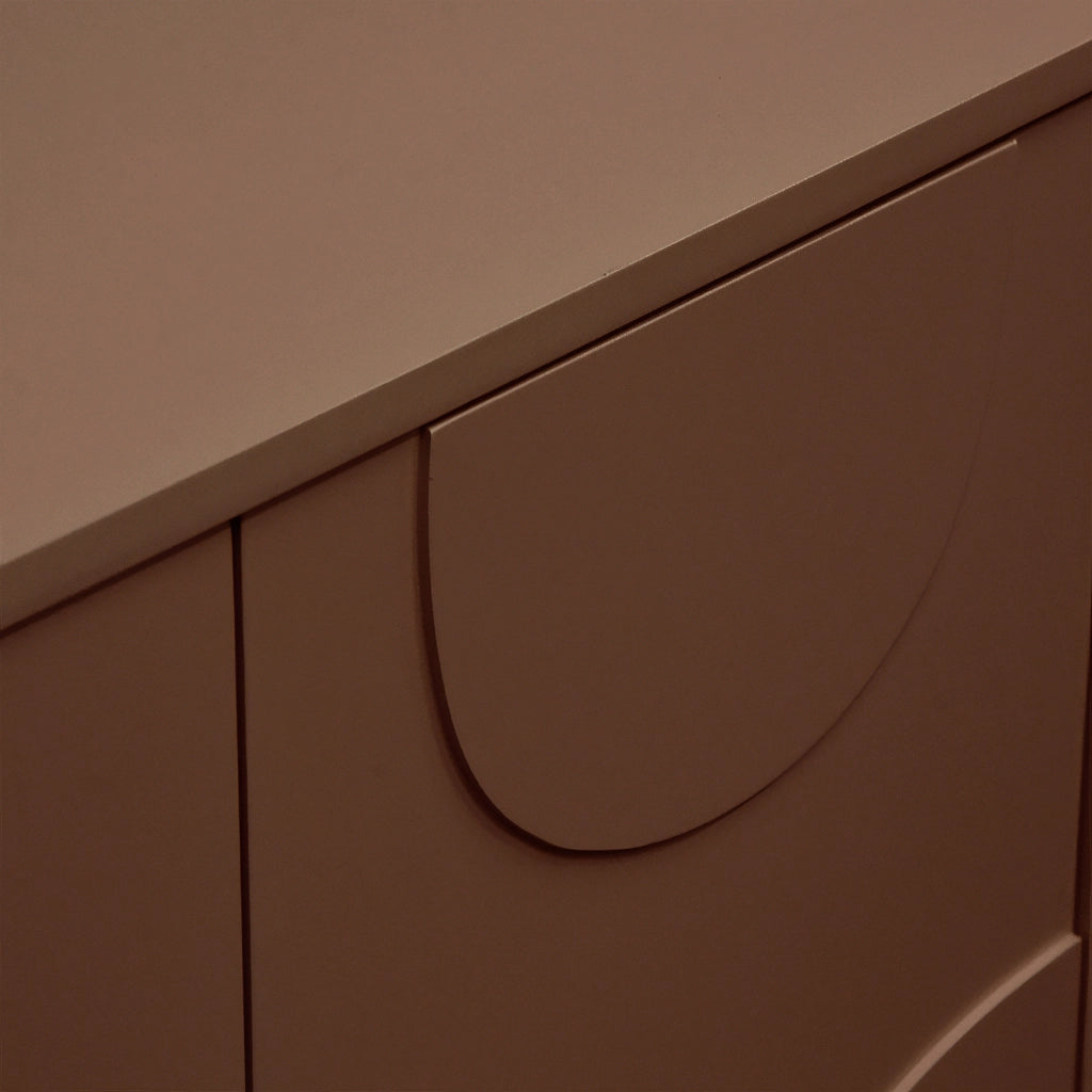 Credenza Holea Comò a 2 Ante 75 x 70 x 34 cm - Marrone Cioccolato Latte [en.casa]