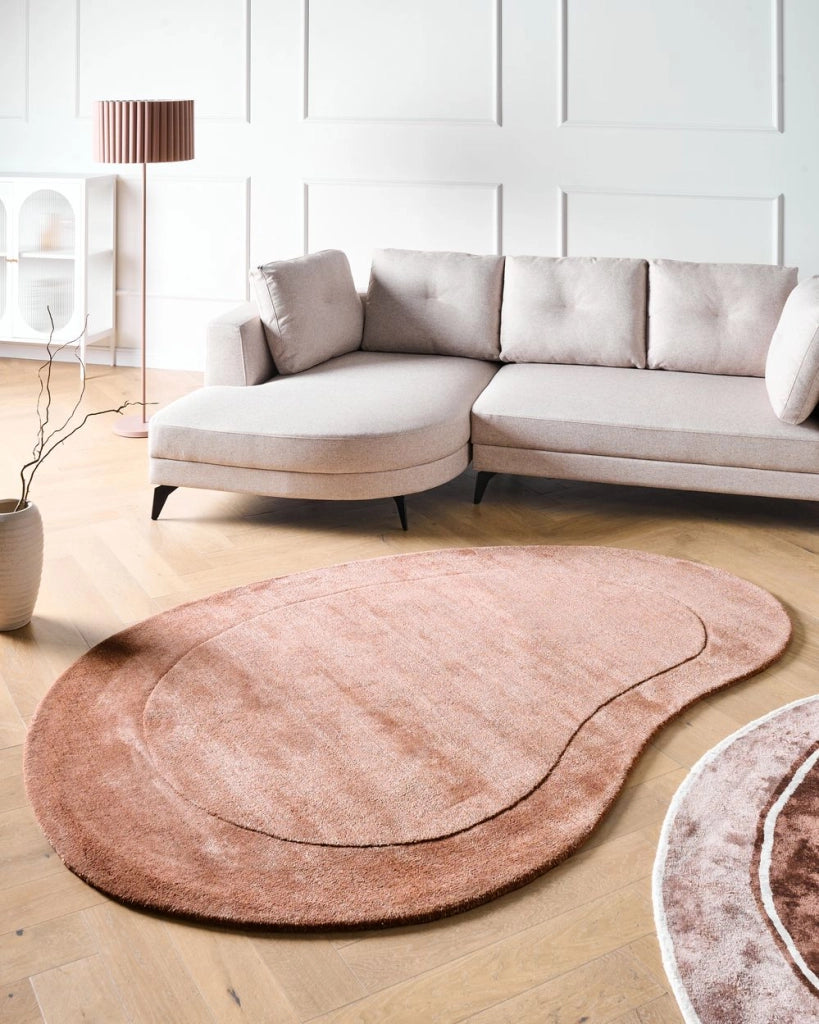 Tappeto per aree in viscosa marrone dorato 160 x 230 cm Tappeto organico a forma di rene per accenti