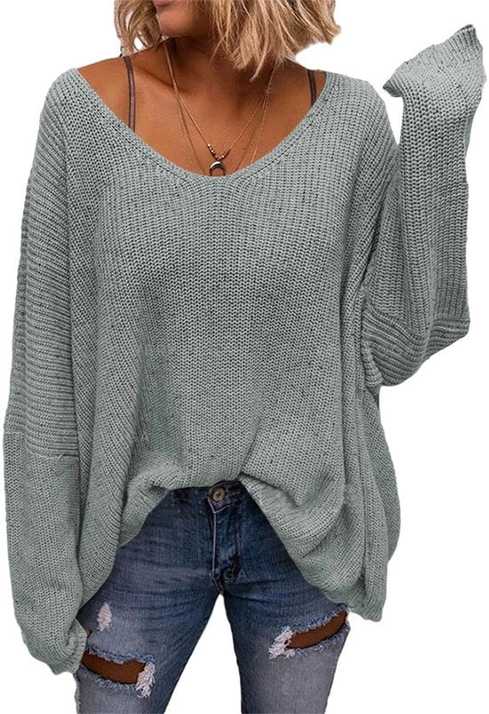 Pullover a V con collo lungo e maniche lunghe, taglia oversized, con tessuto soffice 60% acrilico/40% cotone.