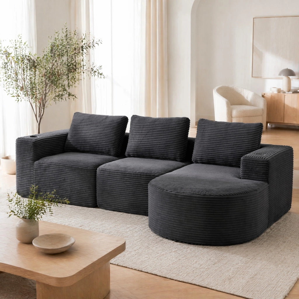 Divano lineare compatto con 3 cuscini e doppi portabicchieri in poliestere grigio scuro per piccoli spazi 265 × 176 × 60 cm