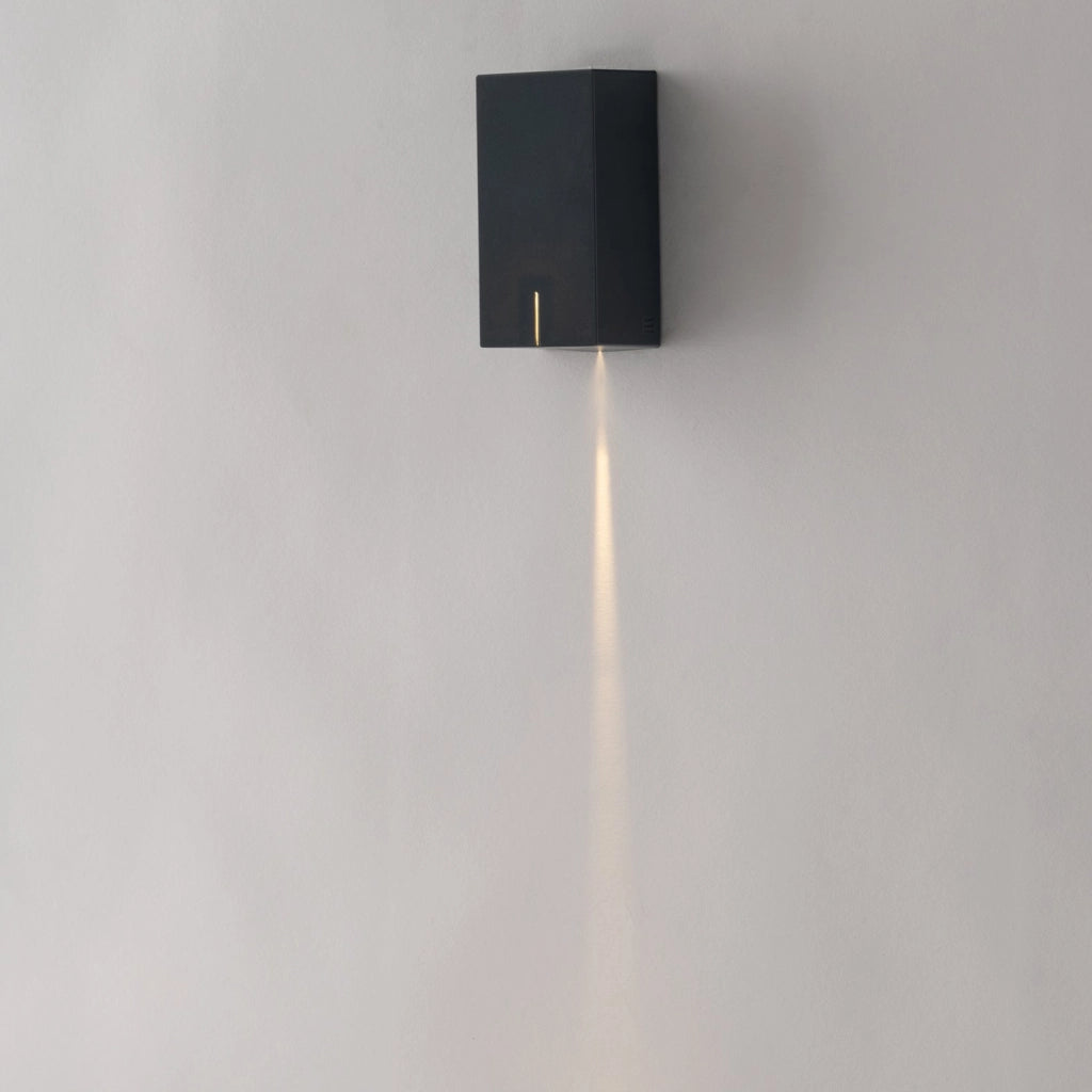 APPLIQUE LED LASER NERA 3W 170LM 4000K IP65 4X3X7,5CM MONOEMISSIONE