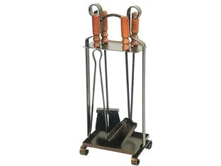 SET 4 ATTREZZI MANICO LEGNO BASE QUADRA PER CAMINO  cm.26X70h.