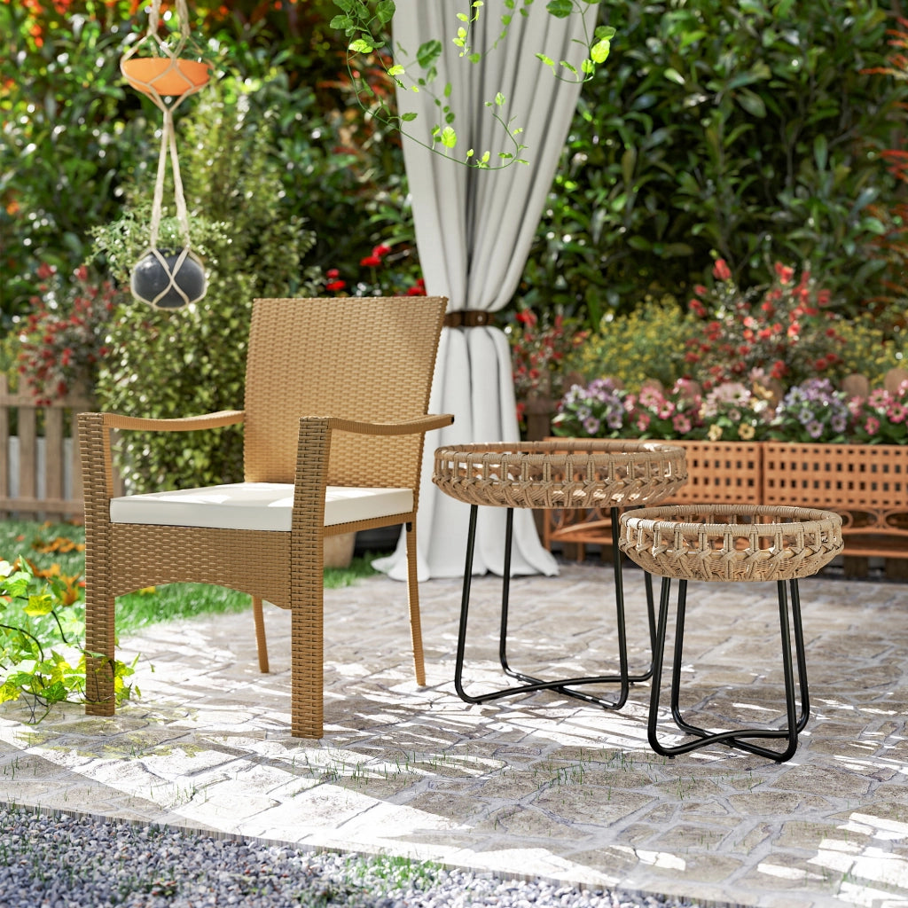 Set di 2 tavolini laterali in polietilene da raten 60/41 cm con cuscinetti regolabili a gambe a X marrone