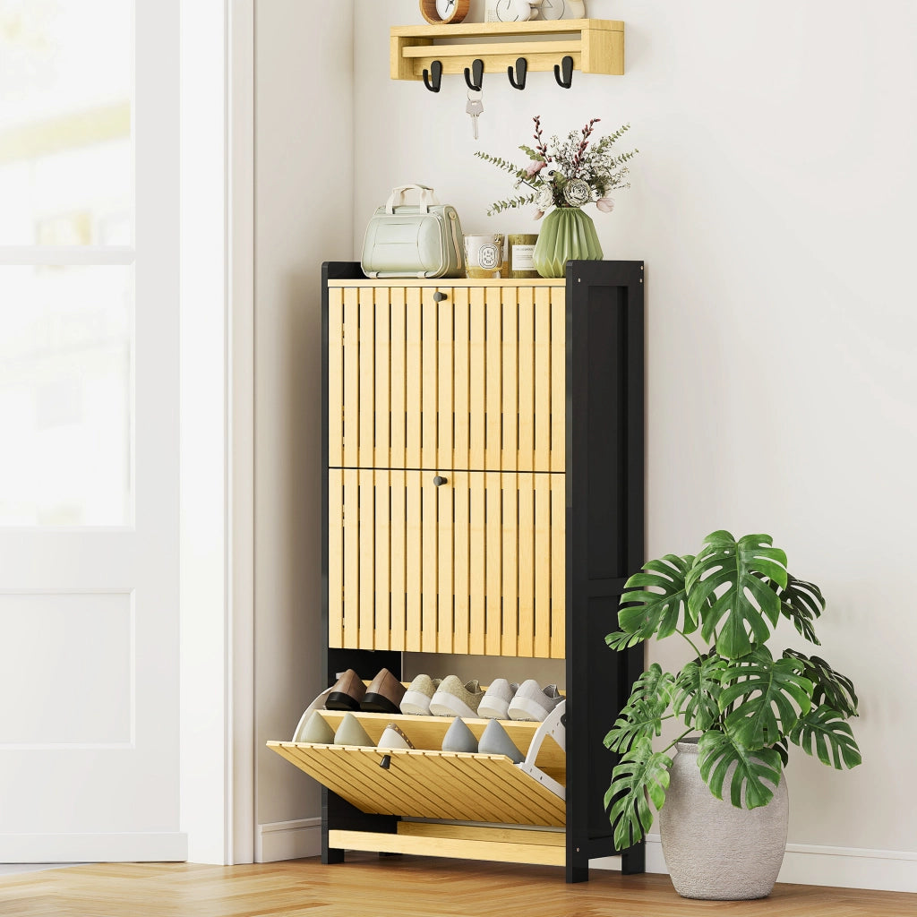 Scarpiera con cassetti e ante in bamb¨´ ¨C Zephmum ¨C Nero e legno naturale 60x24x118cm