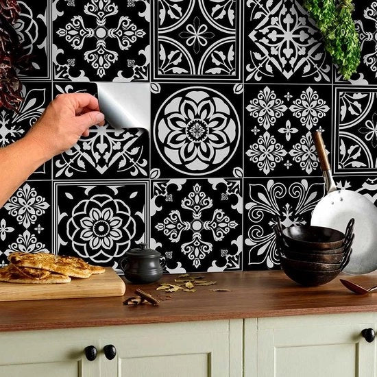 24 pezzi di stickermosaico nero - rivestimento decorativo per pavimento in bagno e cucina 15 x 15 cm Stickermosaico