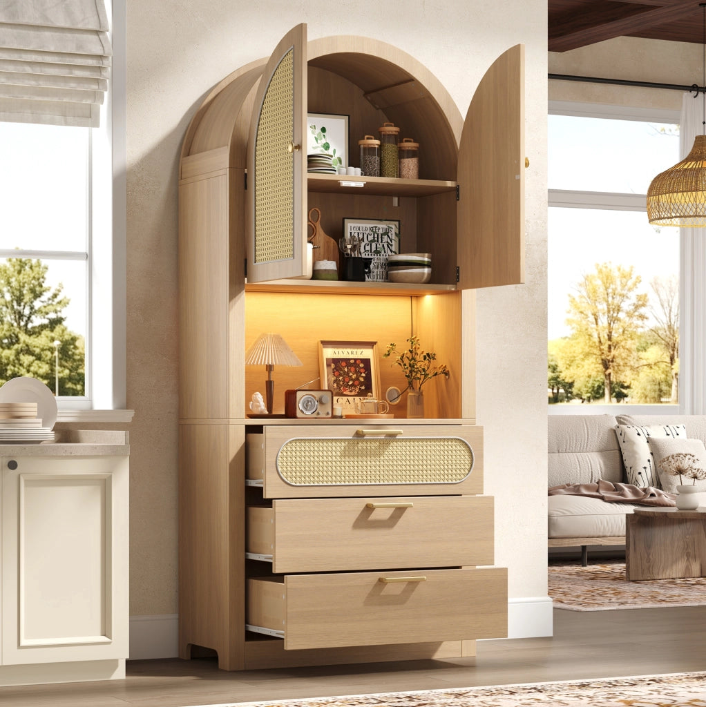Credenza 80x35x180 cm con LED regolabile e ante in rattan; MDF e truciolare; bianco e naturale