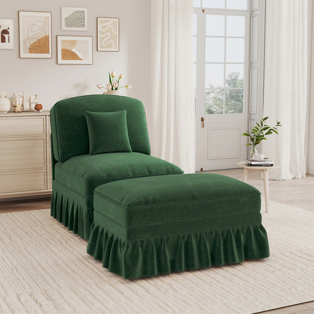 Poltrona con poggiapiedi in chenille verde con gonna rimovibile; gambe a spillo e cuscino mobile