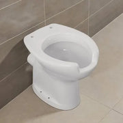Wc per anziani e disabili con apertura frontale e scarico a parete