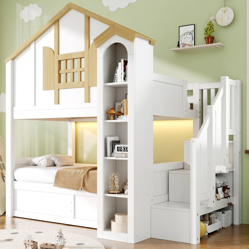Letto a castello 90x200 cm in pino bianco con scala contenitore, LED e vano con sollevamento idraulico