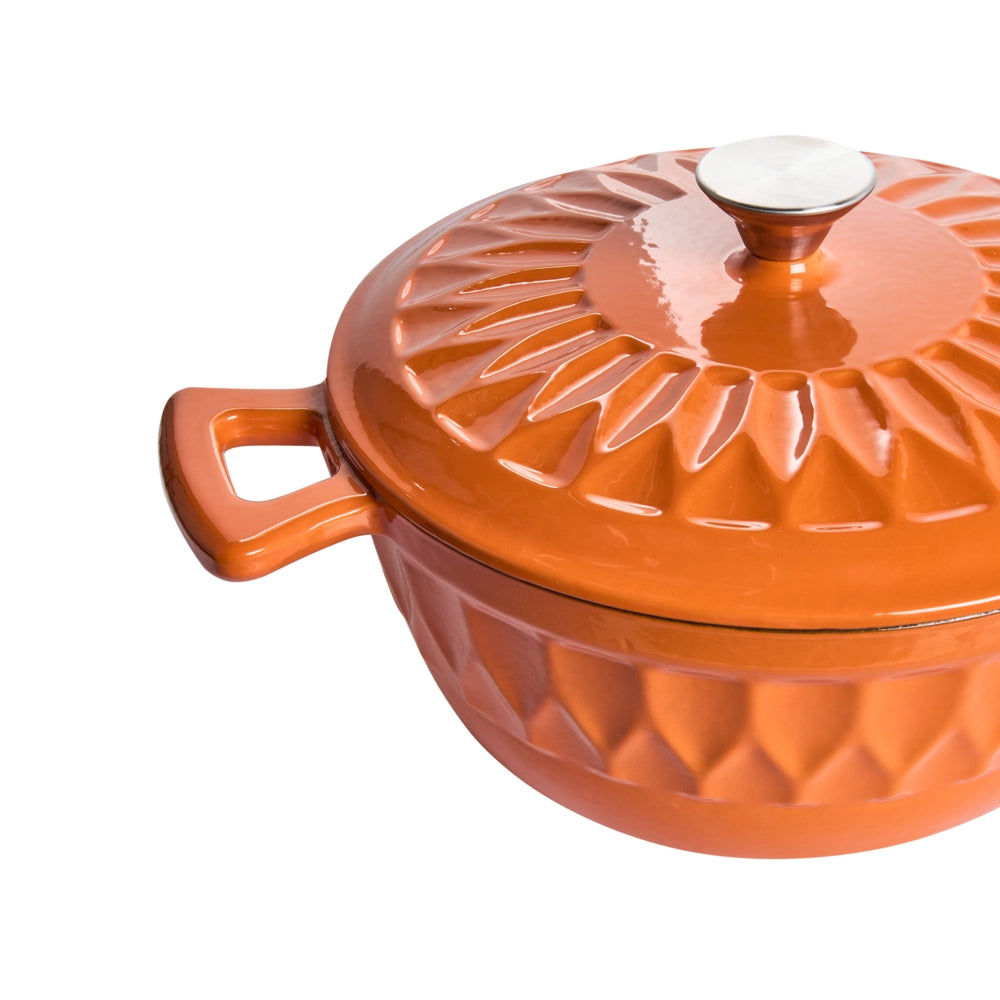 Casseruola in ghisa smaltata arancione con coperchio e manico in acciaio inossidabile adatta al forno e compatibile con tutti i tipi di piano cottura