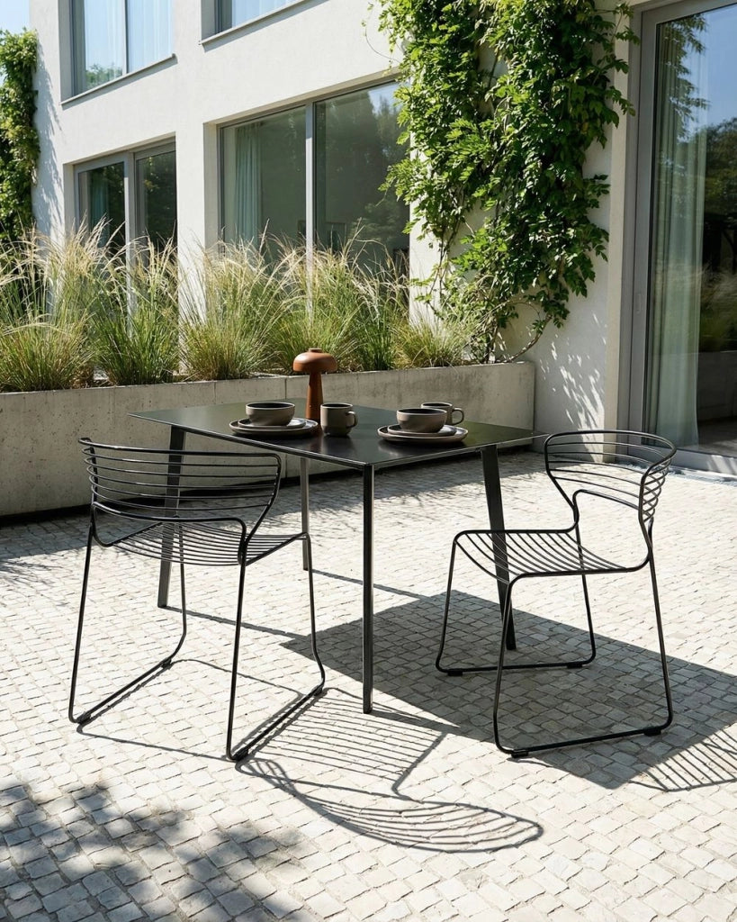 Set di 2 sedie da pranzo imbottite Design moderno Base in metallo nero design moderno
