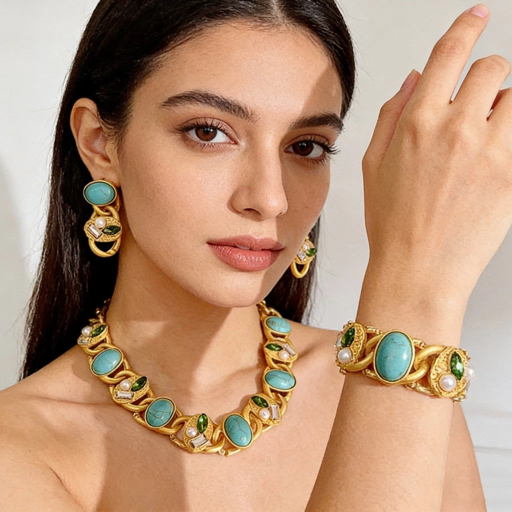 Collana vintage con perline di cristallo turchese