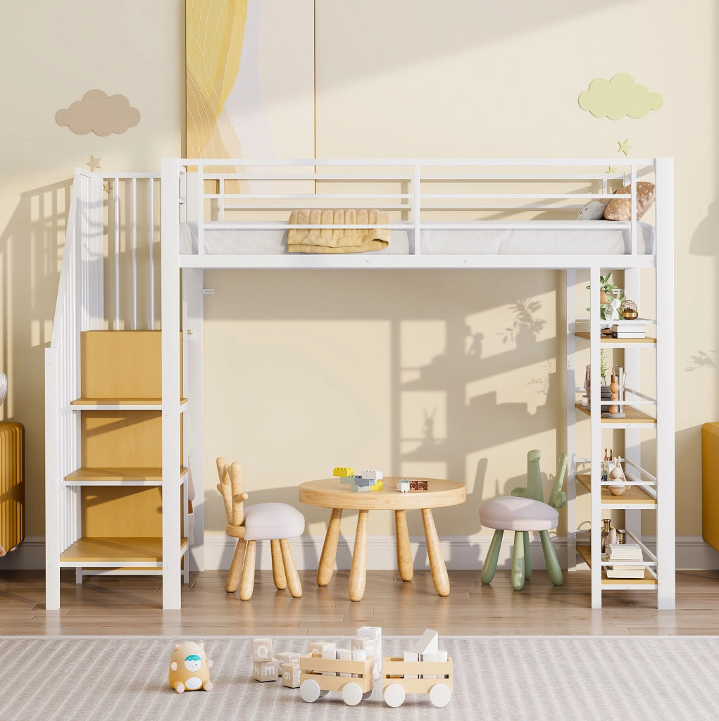 Letto a soppalco 90x200 cm in metallo bianco con scala; guardaroba e ripiani