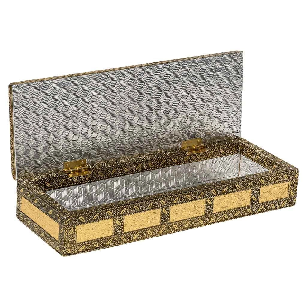 Portagioie in metallo dorato sbalzato 27x12x6h