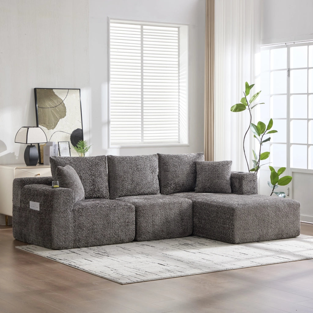 Divano angolare modulare in chenille con portabicchieri e tasche laterali grigio scuro 261 × 165 × 80 cm