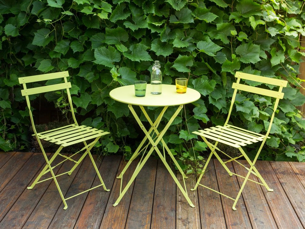 Set da bistrot da 3 pezzi in metallo verde lime con schienale a doghe pieghevole all'aperto
