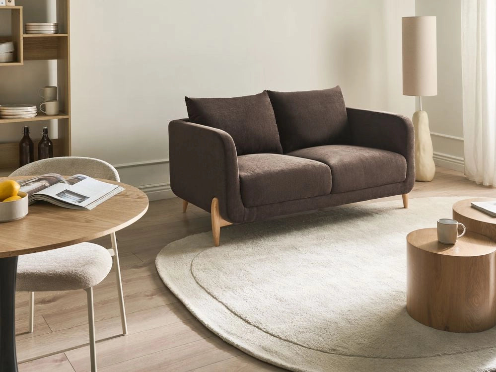 Divano a 2 posti Rivestimento in ciniglia marrone scuro Gambe in legno con braccioli Angolo lettura soggiorno Stile scandinavo moderno