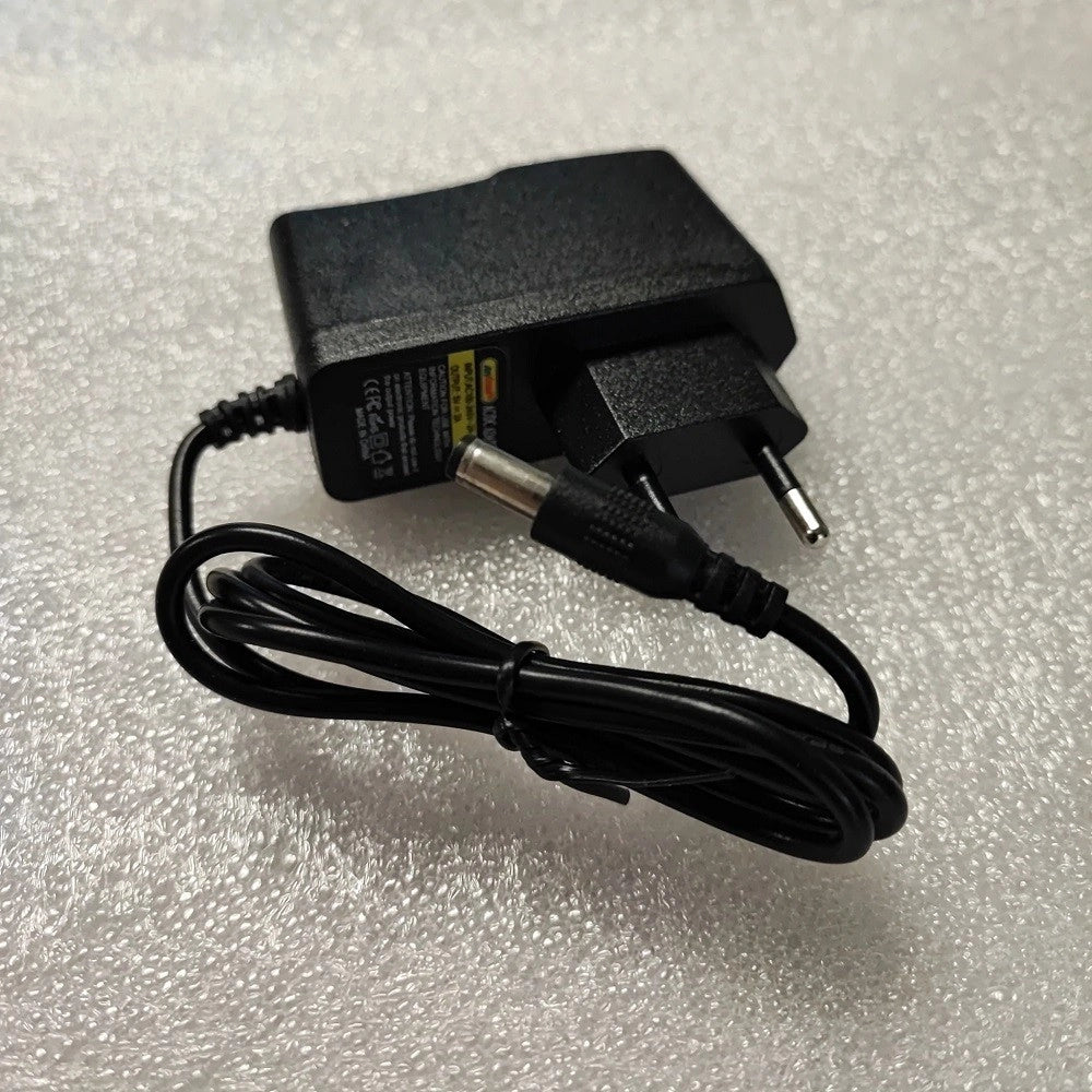 Trade Shop - Alimentatore Universale 220 V Ca A 5v Cc Adattatore Di Alimentazione 2a Q-dc303 -