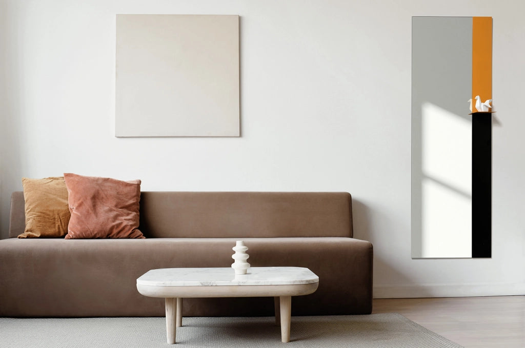 Specchio rettangolare verticale altezza 150 cm con mensola in metallo verniciato arancio
