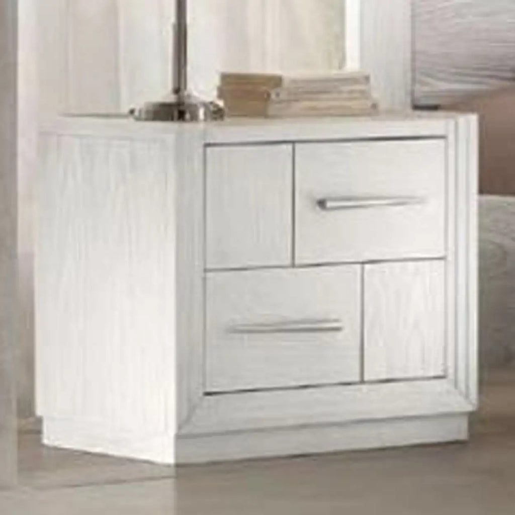Comodino moderno mod Asia in legno di frassino color bianco anticato