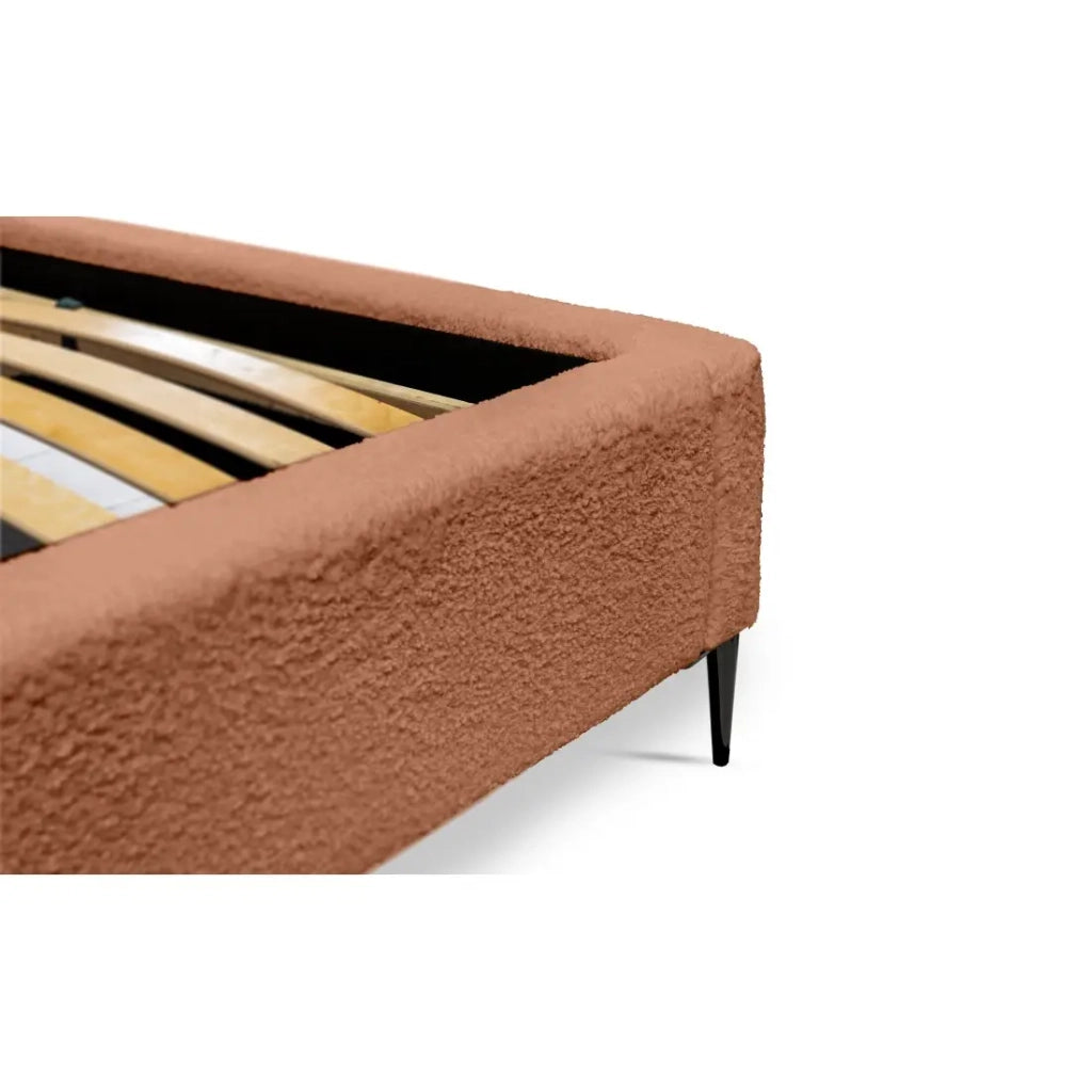 Letto MILLIO – Terracotta – 160x200 cm – Tessuto bouclé in ciniglia – Rete inclusa – Comfort di un hotel 5 stelle