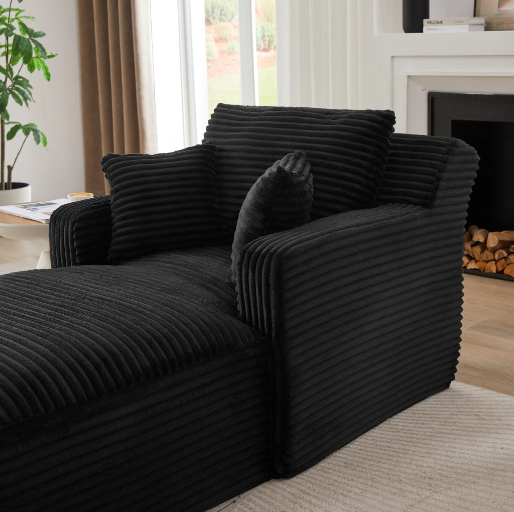 Chaise longue nera in velluto a coste; poltrona letto pronta all'uso