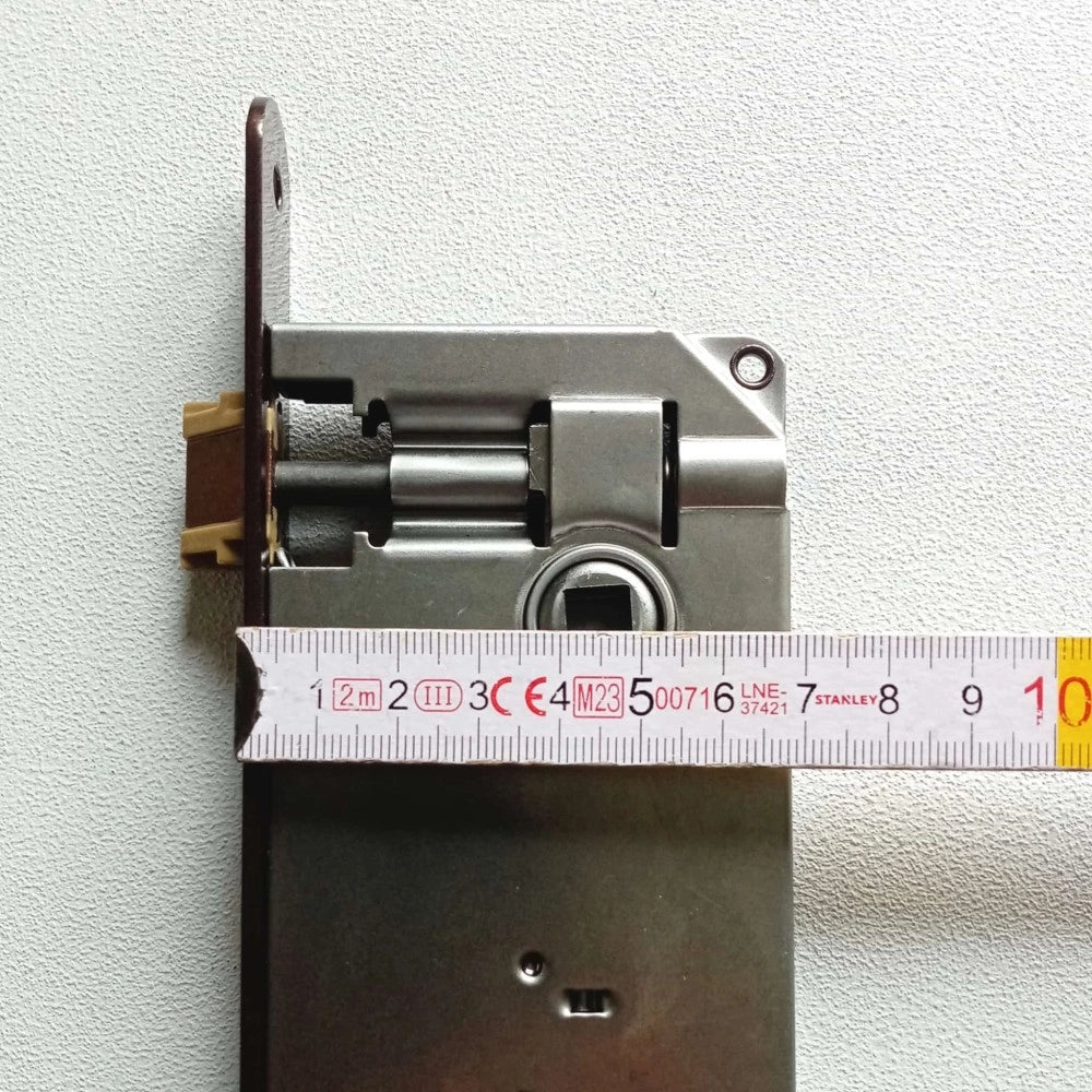 Serratura bronzata ad incasso per porta legno ad infilare patent bordo tondo, diametro 45mm
