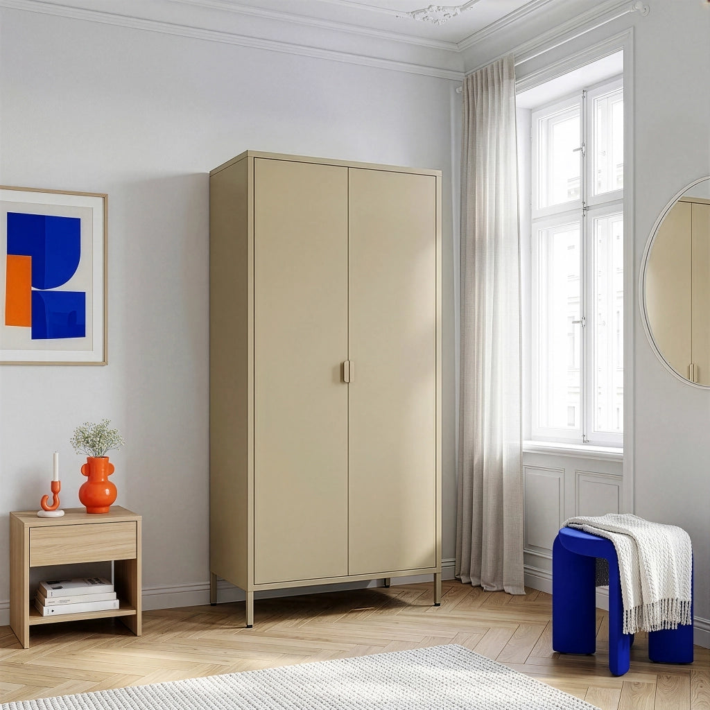 Armadio Guradaroba Esteli in Acciaio a 2 Ante con 2 Barre Appendiabiti e 4 Ripiani 170 x 80 x 45 cm - Color Cammello [en.casa]