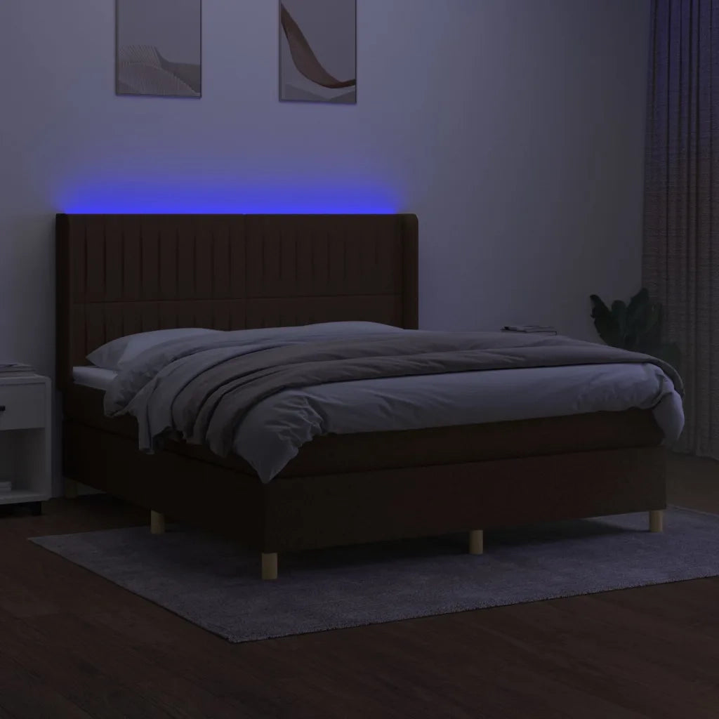 Letto a Molle Materasso e LED MarroneScuro 180x200cm in Tessuto 3139056