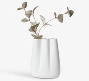 Vaas in Ceramica Bianca con Decorazione a Punti | Vaas con Disegno a Rilievo 13x8x17 cm | Vaas Decorativa per Ambiente, Tavola e Salotto