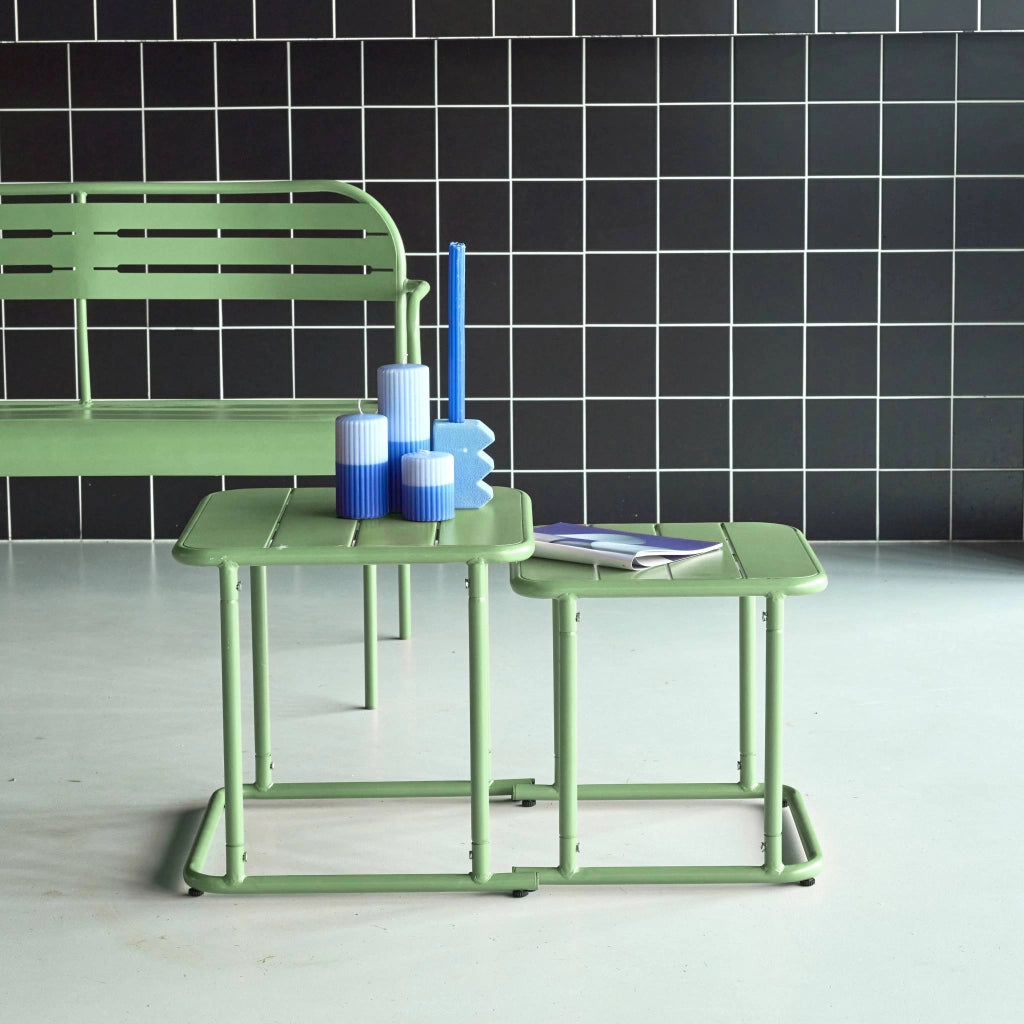 Set tavolini da esterno quadrati in acciaio, verde