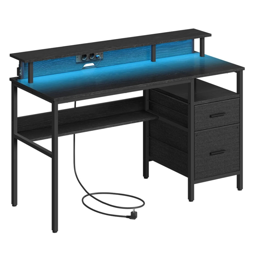 Scrivania da gaming con luci LED e multipresa 55 x 135 x 90 cm scrivania per computer con supporto per monitor tavolo portaoggetti con 2 cassetti 2 porte USB nero 12_0004636
