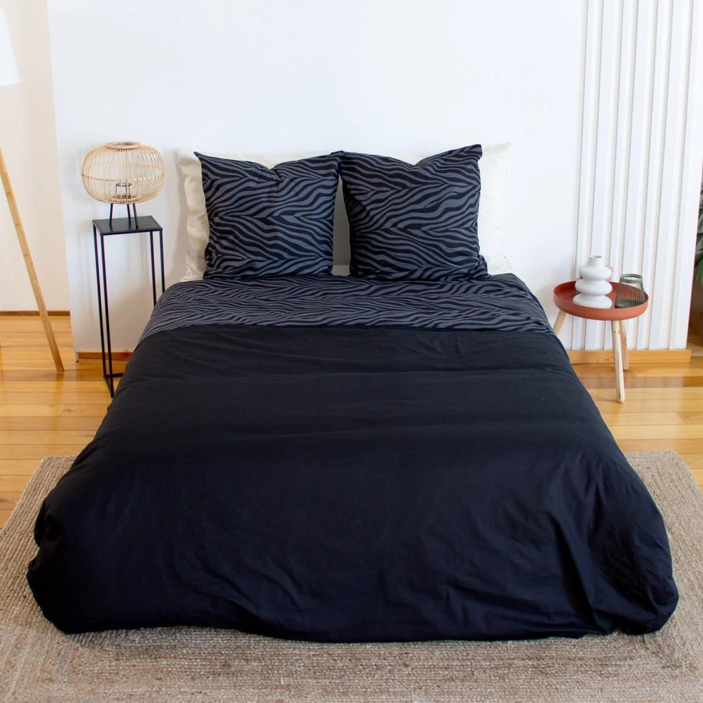 Completo letto in cotone reversibile stampa zebrata 2 posti nero