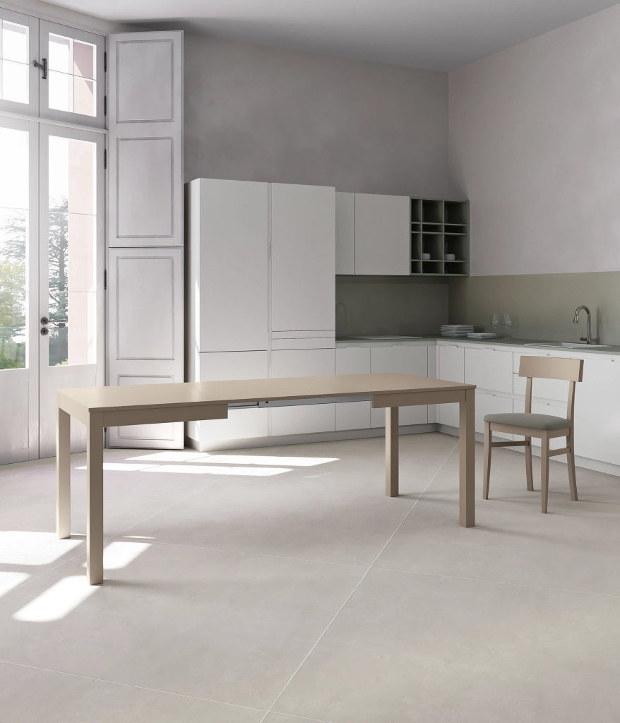 Tavolo Traffic Allungabile 130/210 cm in Melaminico Tortora con Gambe in Faggio Massello - Design Salvaspazio Moderno