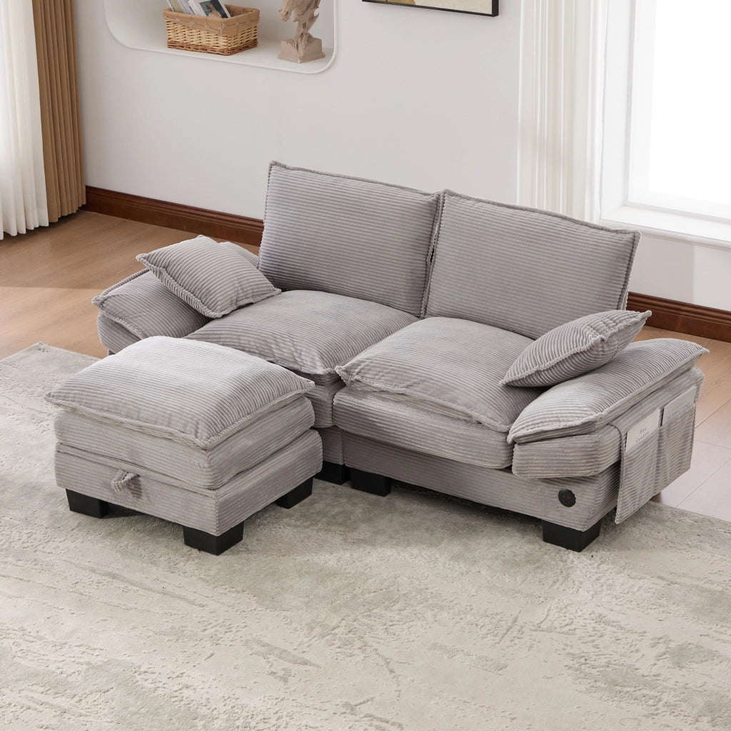 Divano 2 posti in tessuto corduroy con pouf, seduta ergonomica, USB-C e tasche laterali, grigio chiaro