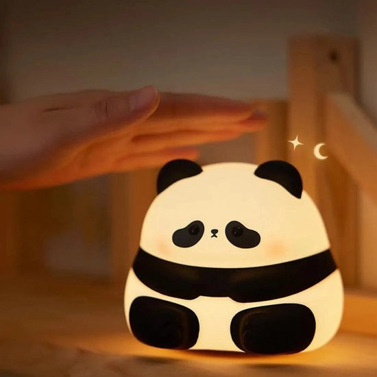 Lampada per bambini con design a panda, luce calda bianca, con timer 15/30 minuti, alimentata da batterie, adatta per camere da letto e camere studentesche.