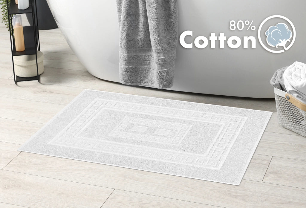 Tappeto Bagno Assorbente In Spugna Varie Misure Da Scendidoccia A Tappeto Grande Lavorazione Jacquard Tinta Unita Ricamo Cornice Lavabile Lavatrice Bianco - TappetoBagno60x120