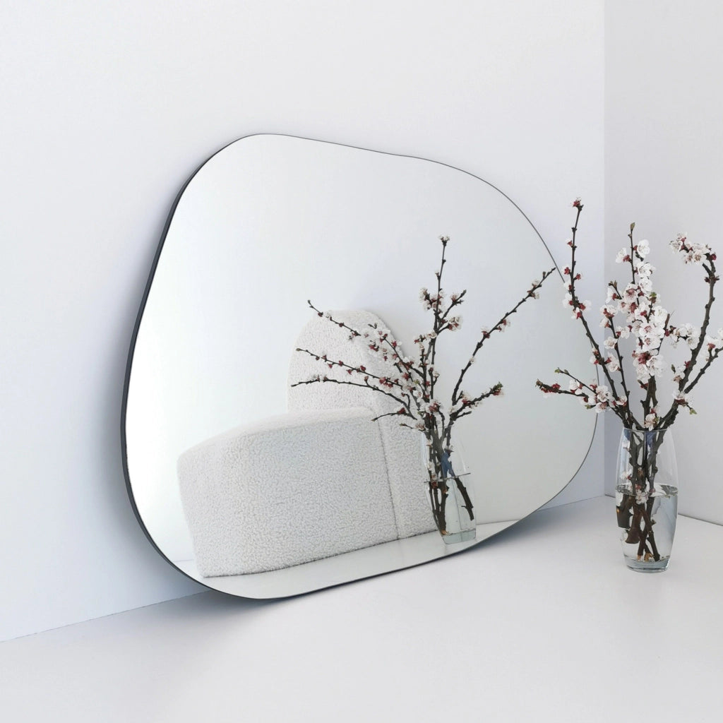 Momo, Specchio Forma Irregolare, 3.2x70h cm Trasparente