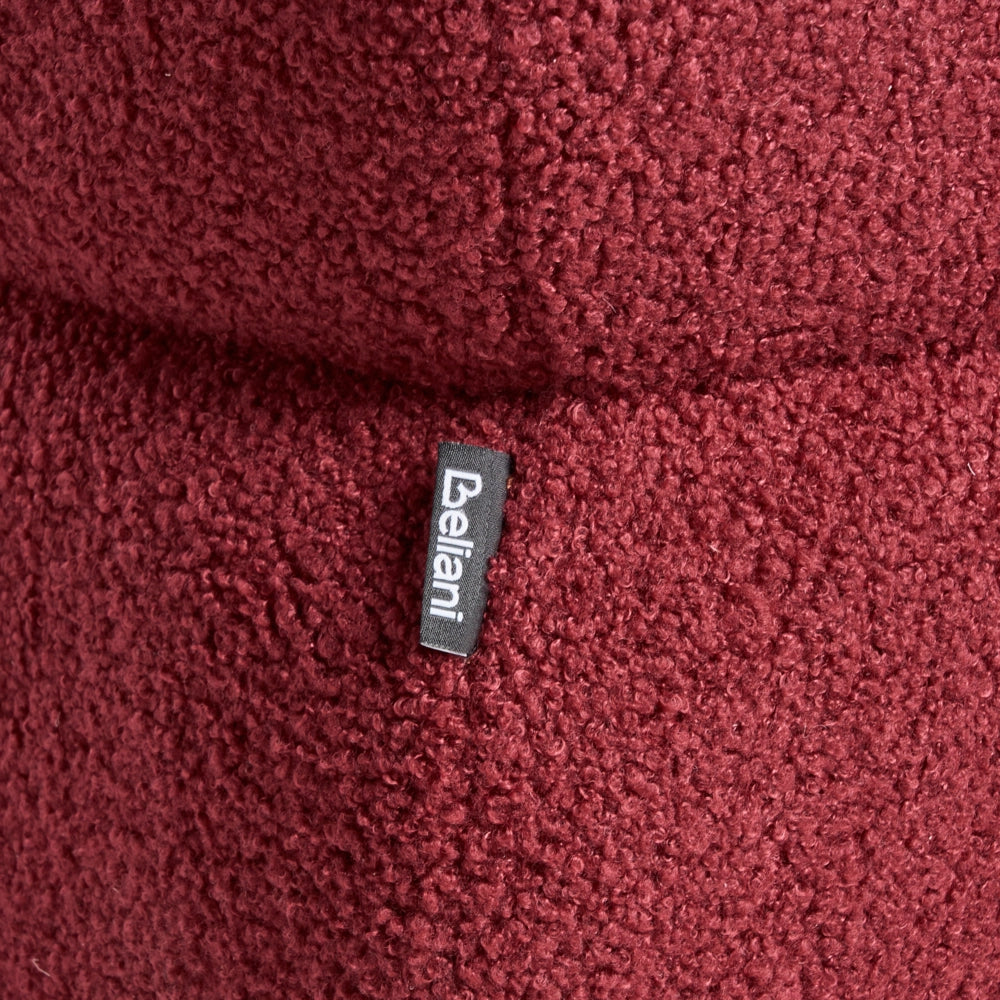 Pouf quadrato in bouclé rosso elemento d'arredo moderno per salotto o camera da letto