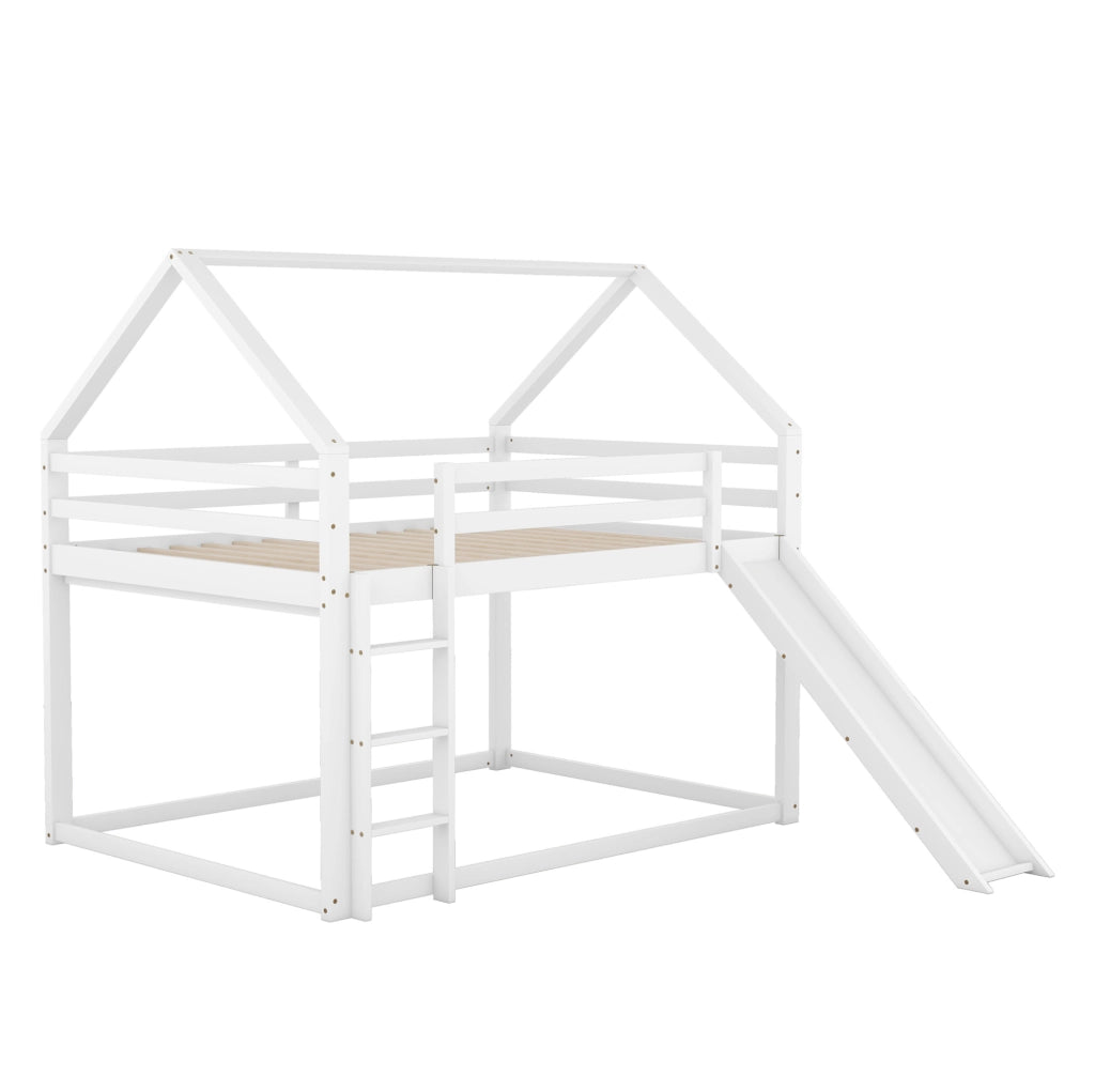 Letto a castello a casetta 140x200 cm con scivolo e scala; pino; bianco