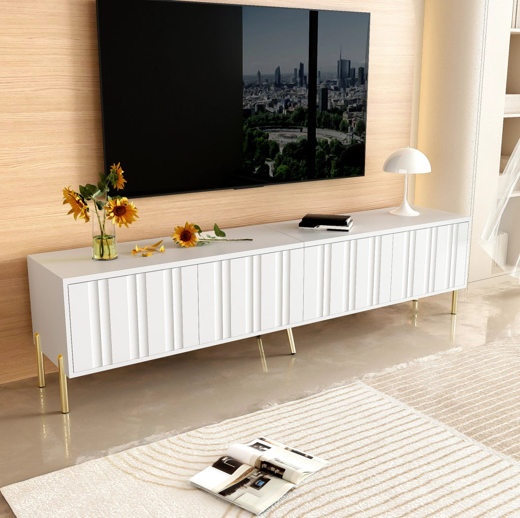 Mobile TV bianco 190x38x48 cm con gambe dorate e porte scanalate