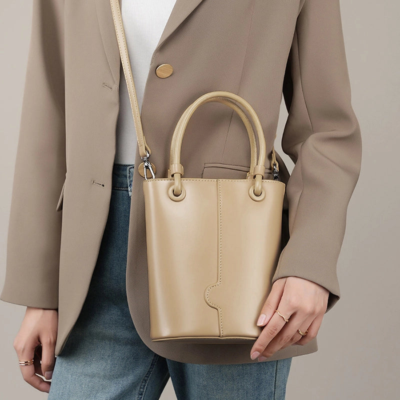 Borsa a secchiello da donna in vera pelle, borsa a tracolla color albicocca