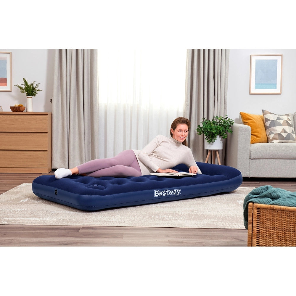 Trade Shop - Materassino Gonfiabile Singolo Floccato Con Pompa A Pedale Integrata 188x99x28 Cm 67224 -