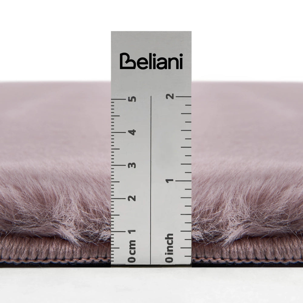 Tappeto Rotondo Viola Chiaro in Finta Pelliccia 160 x 160 cm a Pelo Lungo per Soggiorno con Retro in Poliestere Stile Moderno