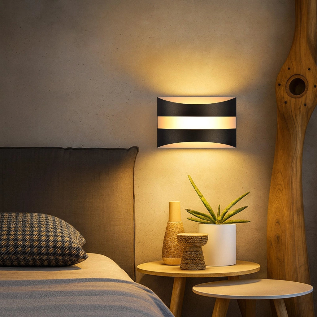 ZMH Lampada da Parete LED Nera Design Moderno 3000K 5W Illuminazione Verso l'Alto e Verso il Basso Applique