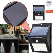 Trade Shop - Faro 20 Led Con Pannello Solare Ricaricabile E Sensore Di Movimento Per Esterno -