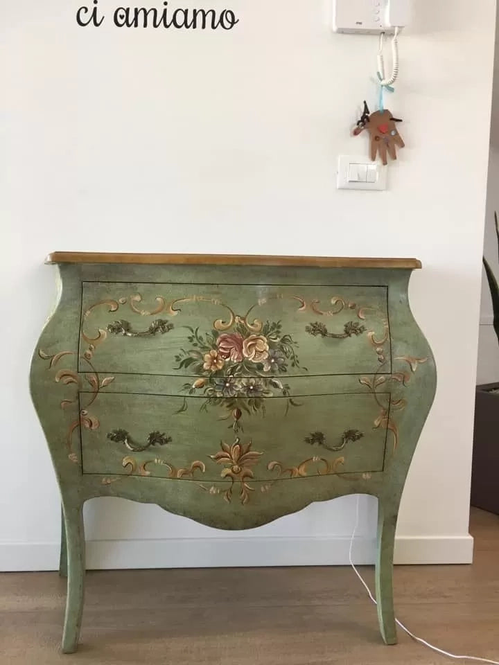 Como' bombato 2 cassetti laccato verde invecchiato con decori misure l.94 p.42 h.80 (1300) - Mobili 2G