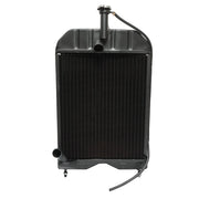 Radiatore raffreddamento acqua per Massey Ferguson serie 200 con motore Perkins – codici OEM 1672862M91, 1680547M92, 150-15, 1672861M93