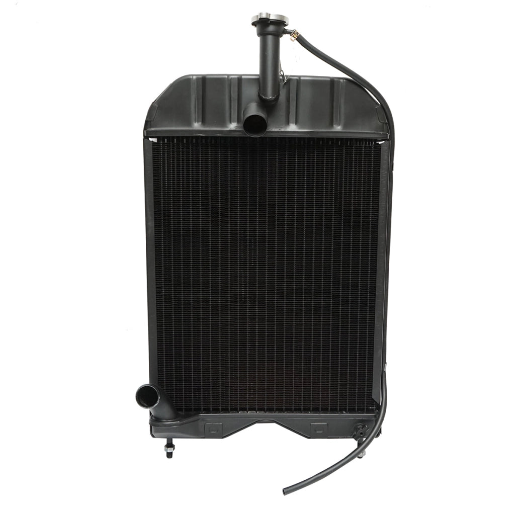 Radiatore raffreddamento acqua per Massey Ferguson serie 200 con motore Perkins – codici OEM 1672862M91, 1680547M92, 150-15, 1672861M93